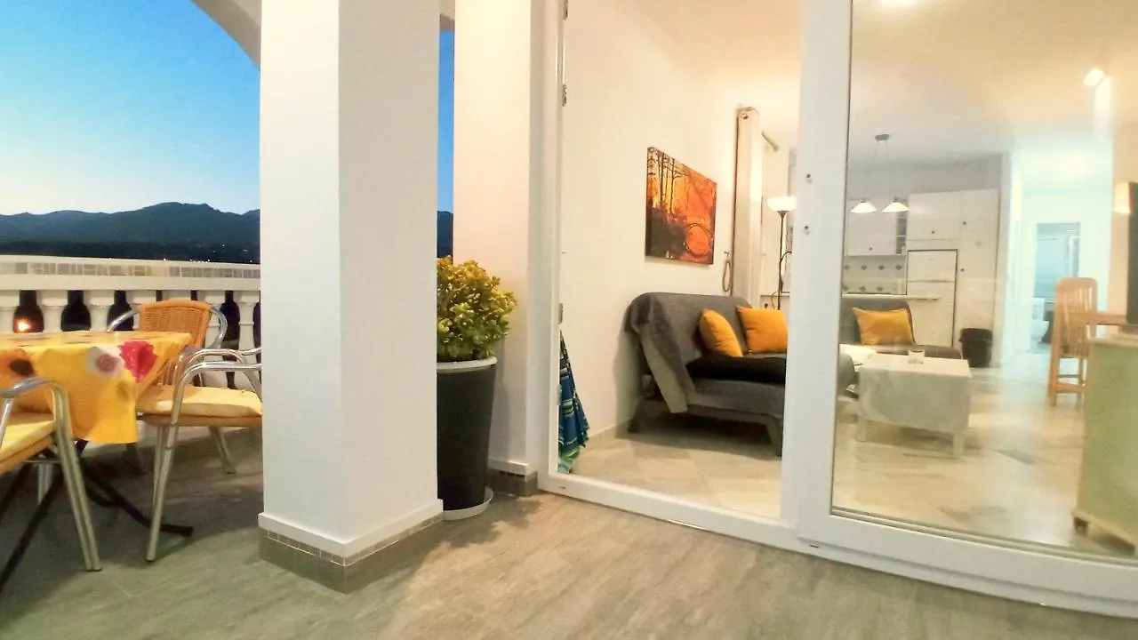 Apartamentos StarNerja en Stella Maris 0*, Nerja