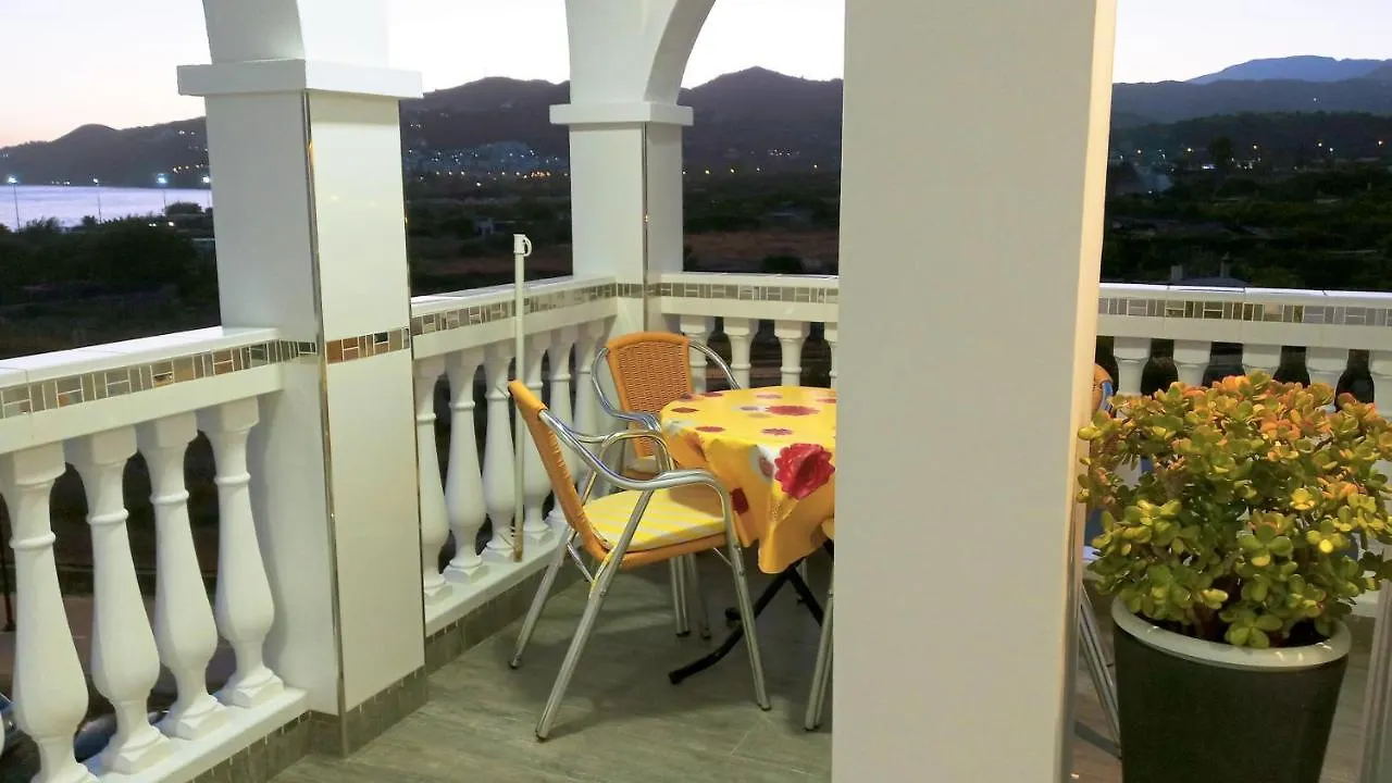 Apartamentos StarNerja en Stella Maris España