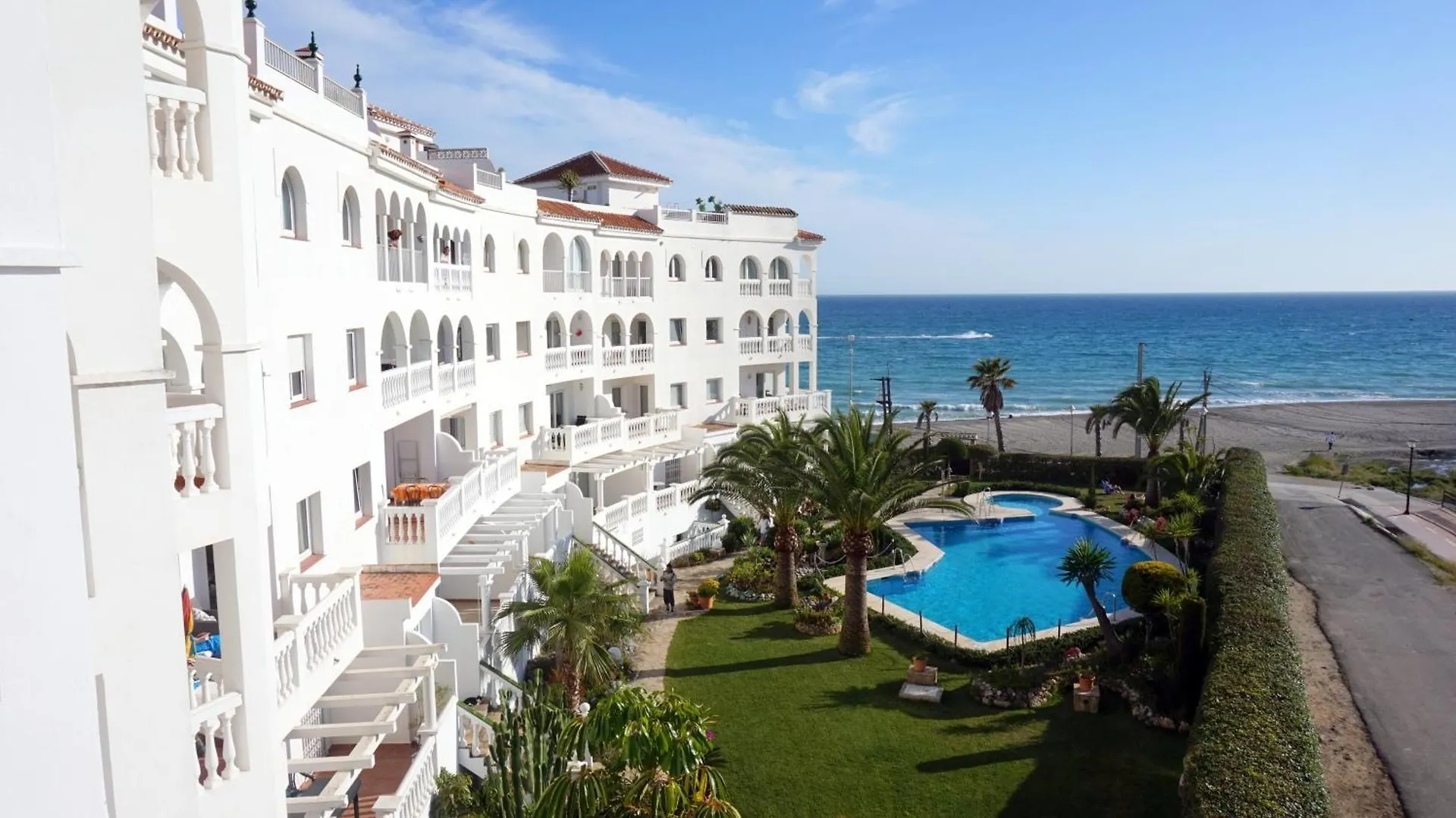 Apartamentos StarNerja en Stella Maris