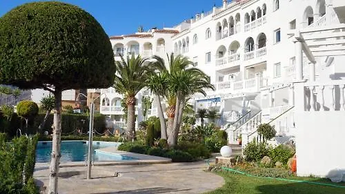 Apartamentos StarNerja en Stella Maris 0*, Nerja España